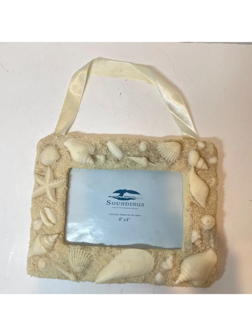 Shell-Themed Soundings Picture Frame With Ribbon Hanger 6